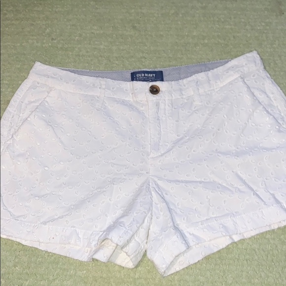 Old Navy Eyelet Shorts - Picture 1 of 2